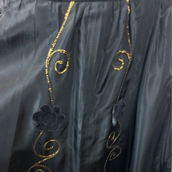 Vintage 80''s Miss Féraud Women's Black  With Embroidered Floral Art Long Skirt - Picture 4 of 7